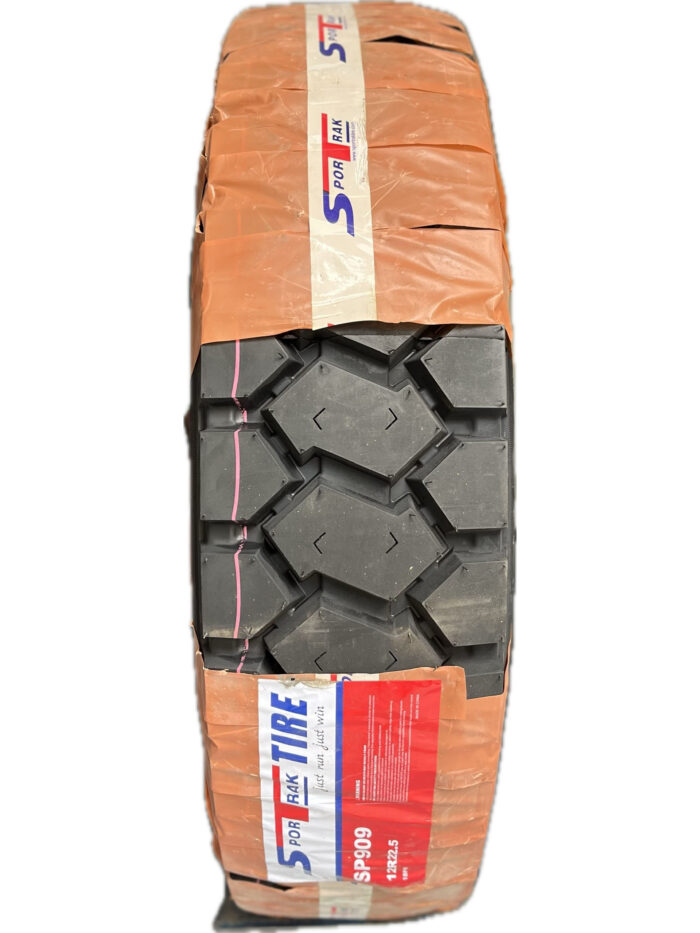 Lốp xe Sportrak 12R22.5 SP909 - Ảnh 1
